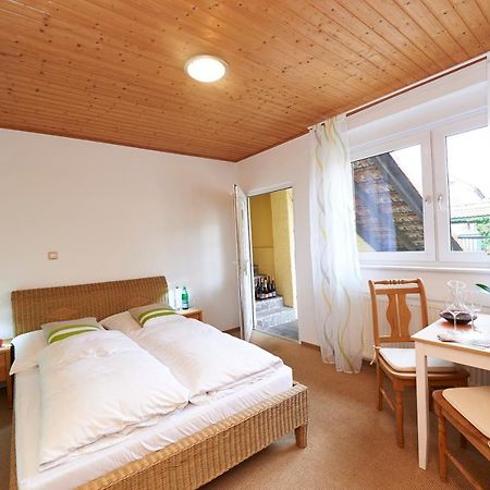 Gaestehaus Achenbach Wonsheim Eksteriør bilde